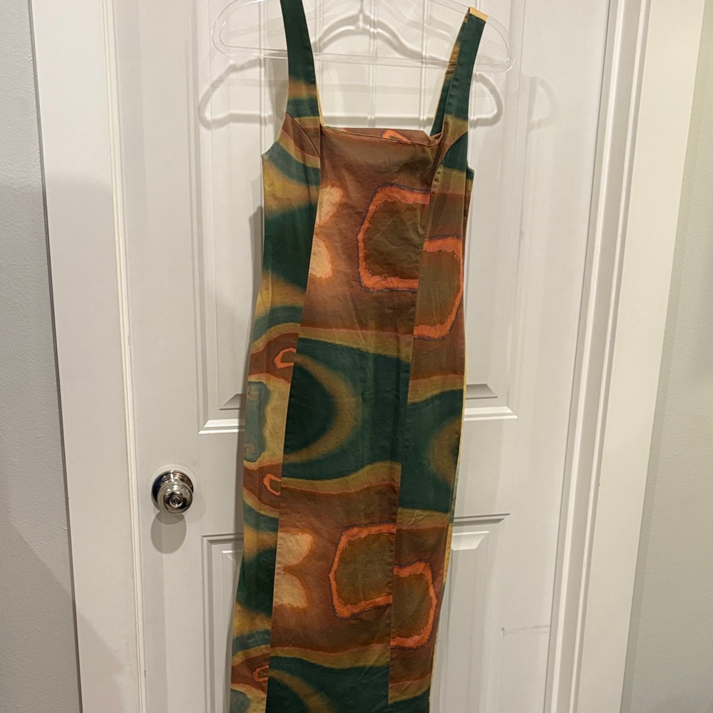 Elegant Green and Orange Midi Dress